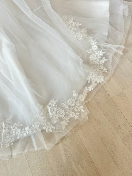 Brudslöja 200 cm med spets, off white (2,0 m)