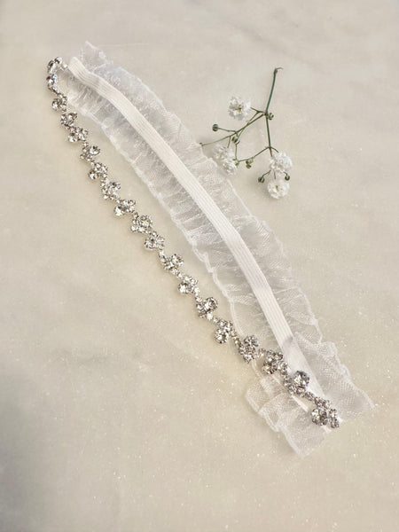 Strumpeband vitt med stenar strass