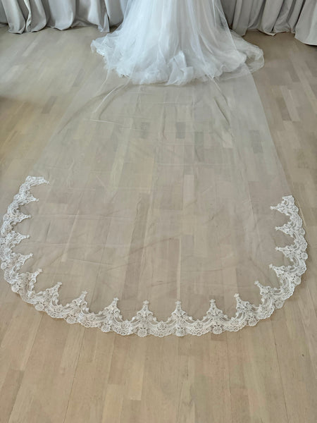 Brudslöja 400 cm spets ivory/benvit