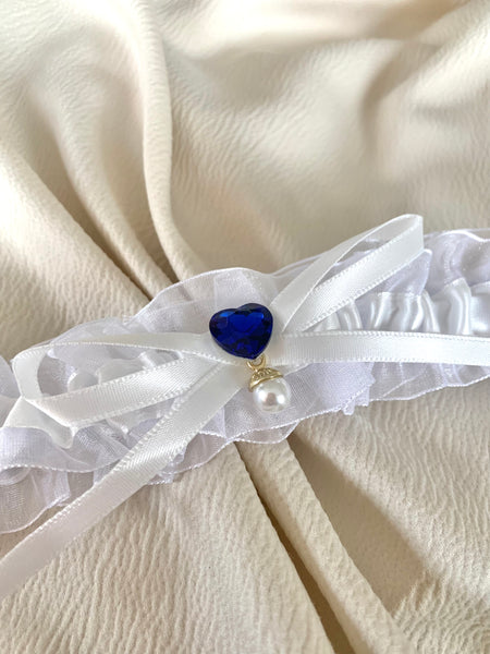 Strumpeband vit organza med blått hjärta & pärla, onesize