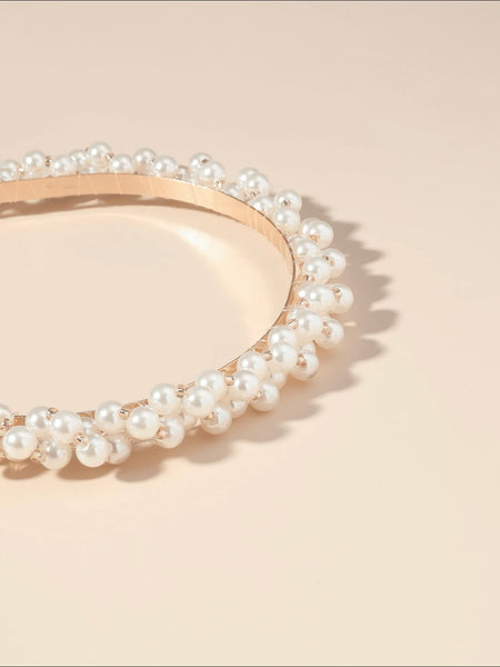 Diadem med pärlor