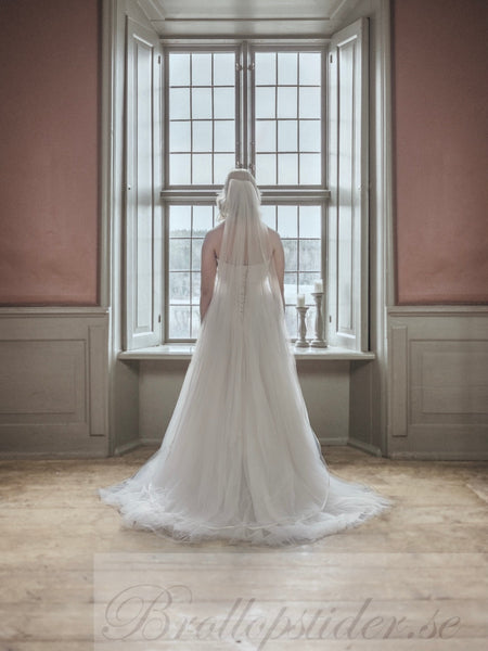 Brudslöja 200 cm i tyll med satinkant, off white