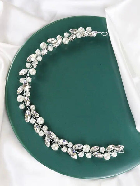 Lyxigt hårband med stenar & pärlor i silver