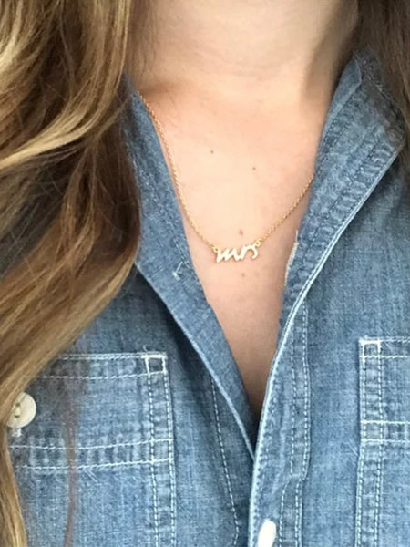 Halsband Mrs i guldfärg