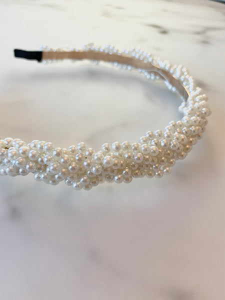 Diadem med pärlor
