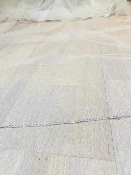 Brudslöja med stenkant, 300 cm ivory (benvit)