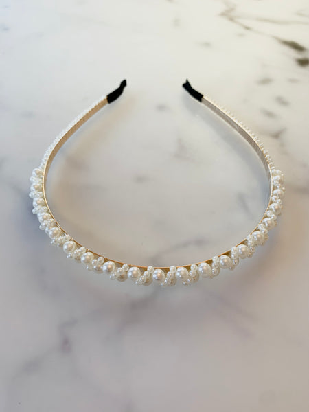 Diadem med pärlor