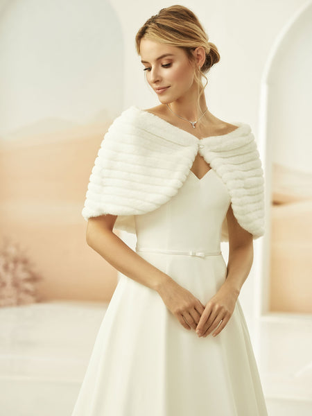 Bolero fuskpäls Bianco Evento elfenben (E329) onesize