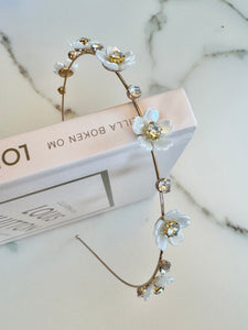 Diadem guld med stenar & blommor