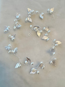 Hårband silver med blad & pärlor