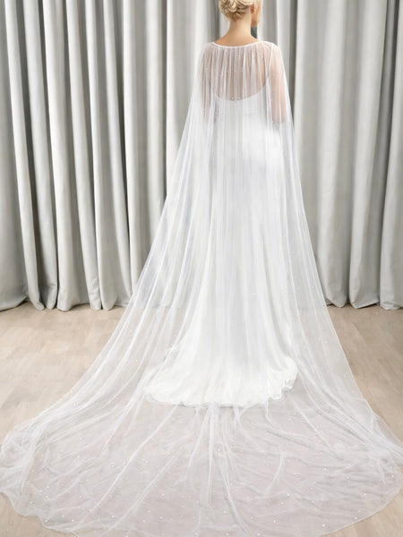 Brudcape / mantel med pärlor i tyll, off white 300 cm