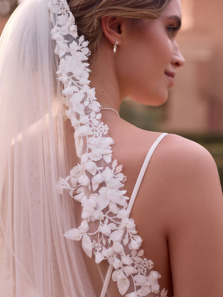 Brudslöja Bianco Evento spets 170 cm (S534) 3D blommor