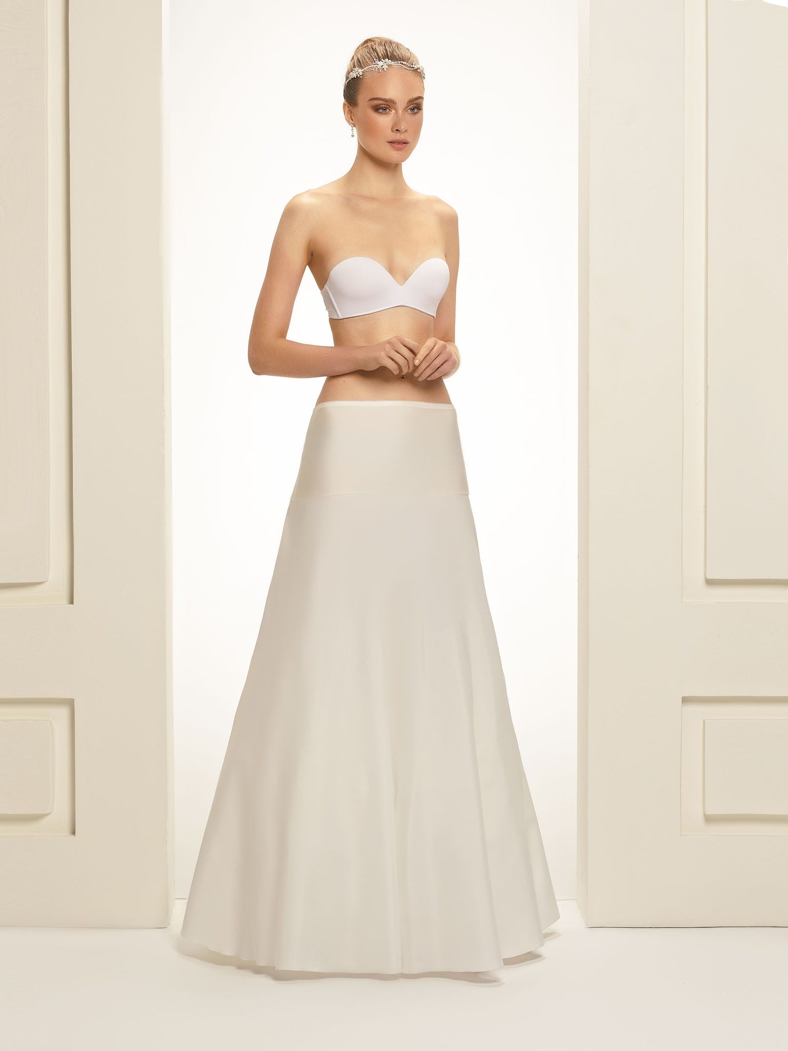 Underkjol Bianco Evento (H26) utan ringar